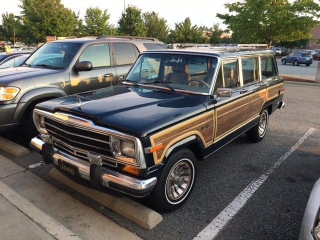 Jeep Grand Wagoneer - road trip