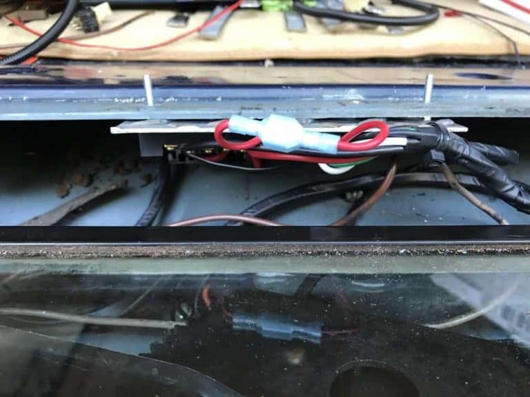 How to fix a Jeep Grand Wagoneer Tailgate Window Four Wheel Trends