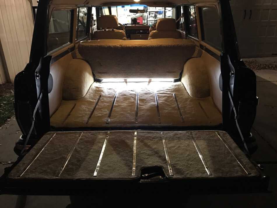 LED-Lights-Jeep_Grand-Wagoneer