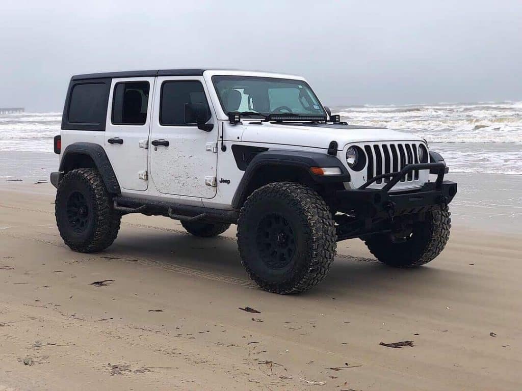 How Much Does It Cost To Lift A Jeep Wrangler? The Definitive Guide! - Four  Wheel Trends