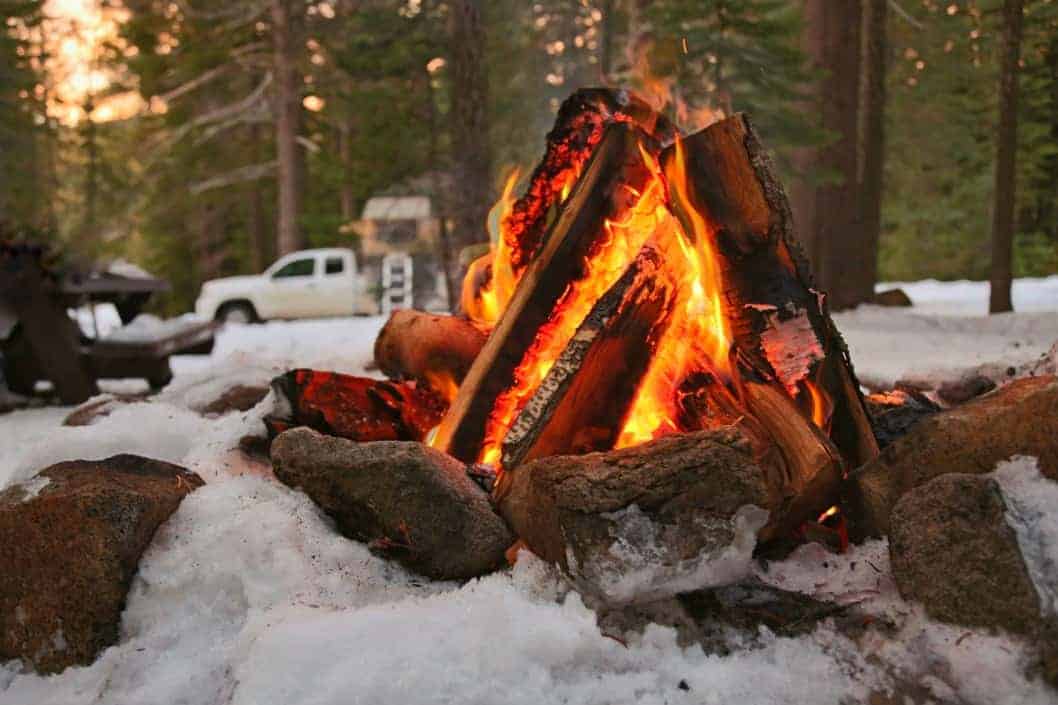 8 Tips For The Ultimate Winter Jeep Camping Trip #Jeep #Camping