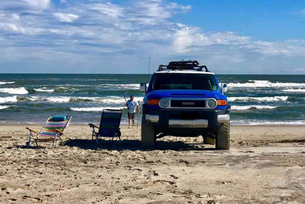 What Are the Pros and Cons of Owning a Toyota FJ Cruiser?