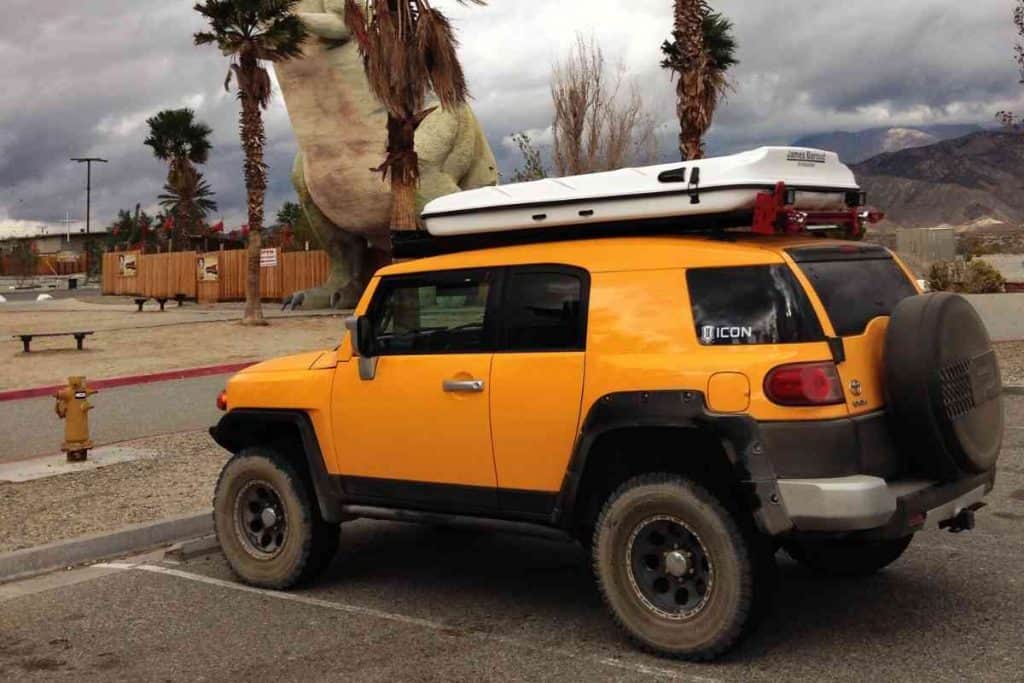 What Are the Pros and Cons of Owning a Toyota FJ Cruiser?