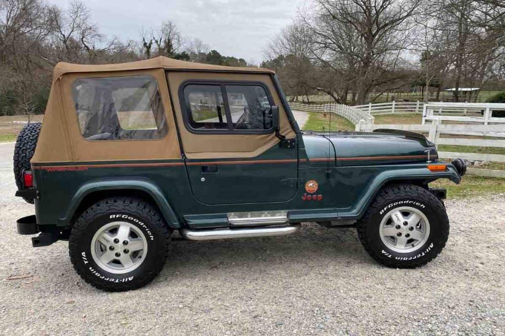 Jeep Wrangler YJ Soft Top Sahara Model