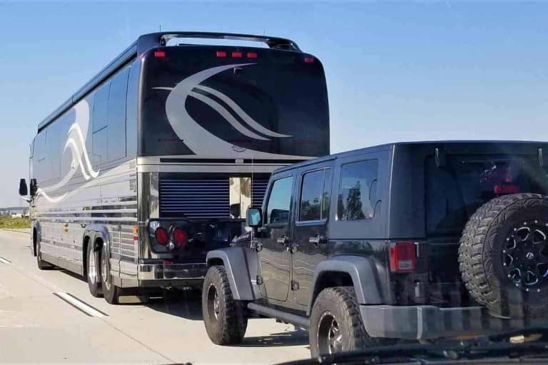 Can A Jeep Wrangler Be Towed Behind an RV?