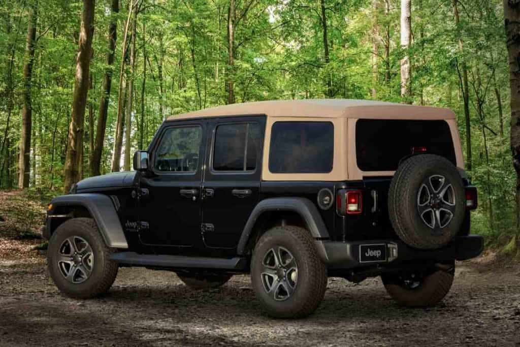 Which Jeep Wrangler Comes With Leather Seats?