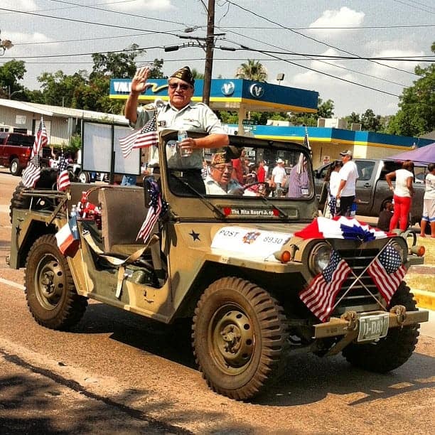 What Is The Jeep Wave And Why You Should Wave Too! #Jeepwave #JeepLife