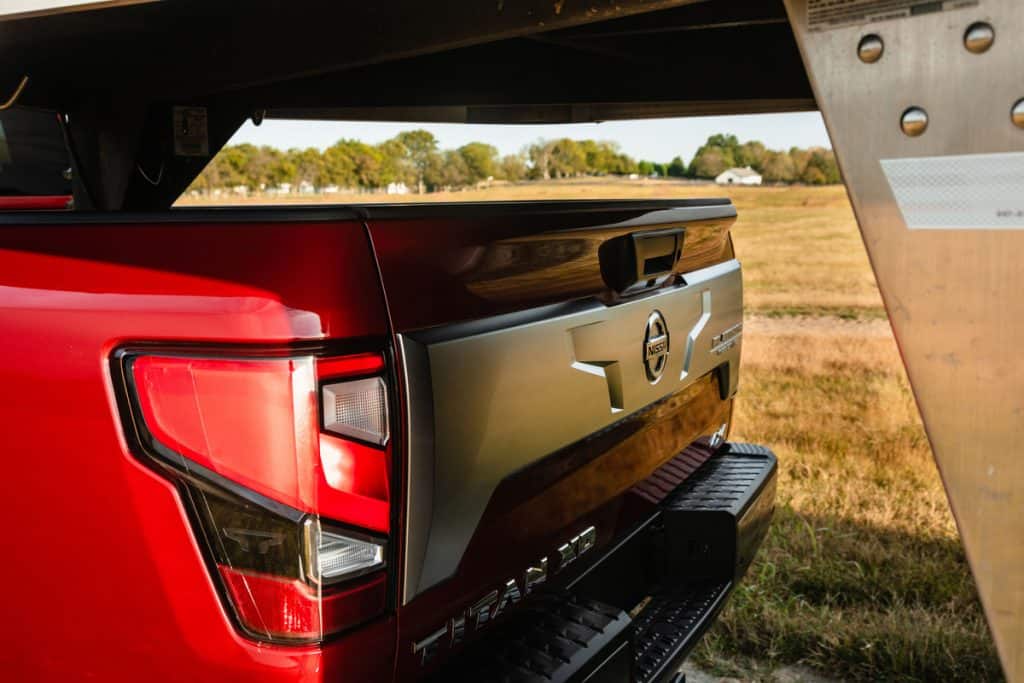 Can a Nissan Titan XD Tow a 5th Wheel?