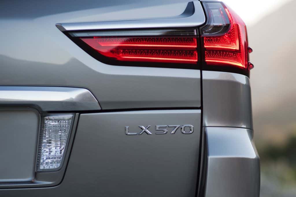 Does the Lexus LX 570 Require Premium Gas?