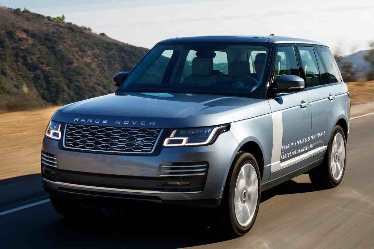 Does Range Rover Have a Third Row to Seat 7 Passengers? - Four Wheel Trends
