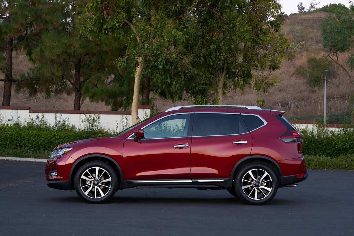 Can You Fit a Twin Mattress In a Nissan Rogue?