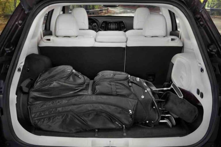 How Many Sets of Golf Clubs Fit In a Jeep Cherokee?