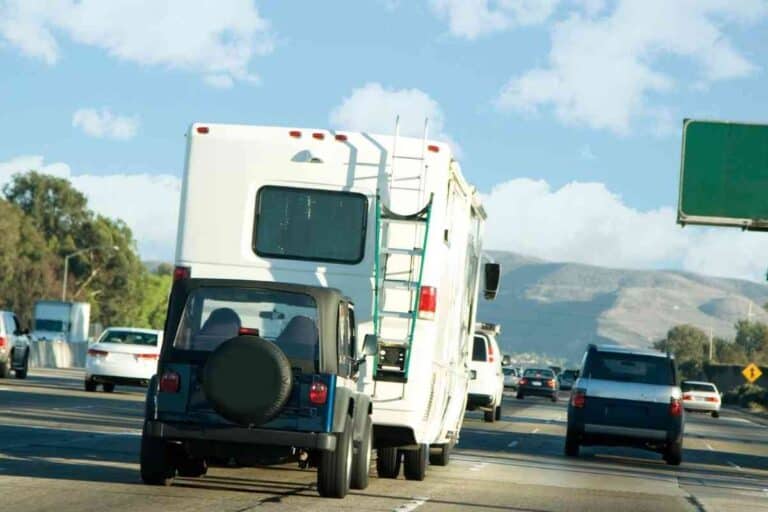 What SUV Can Be Towed Behind a Motorhome?