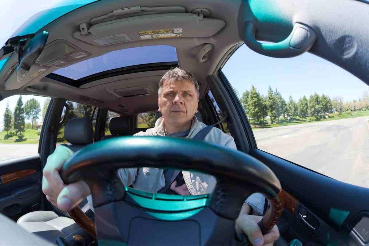 7 Reasons Your SUV Shakes When You Brake? Four Wheel Trends