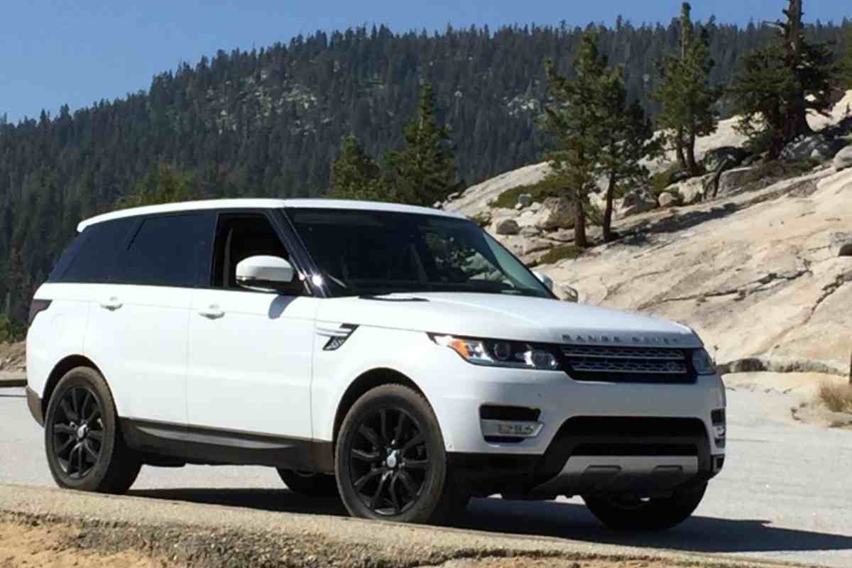 can-a-range-rover-tow-a-boat-four-wheel-trends