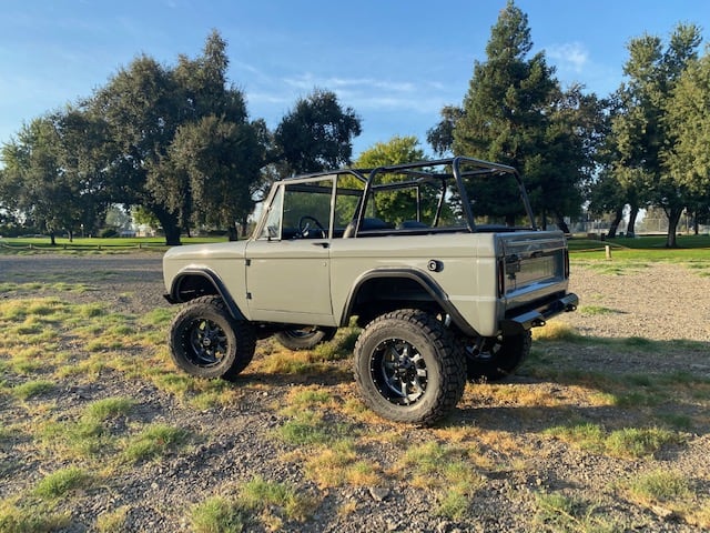 JESSE LINDBERG 1973 FORD BRONCO 3 Does a Lift Kit Affect Ride Quality?