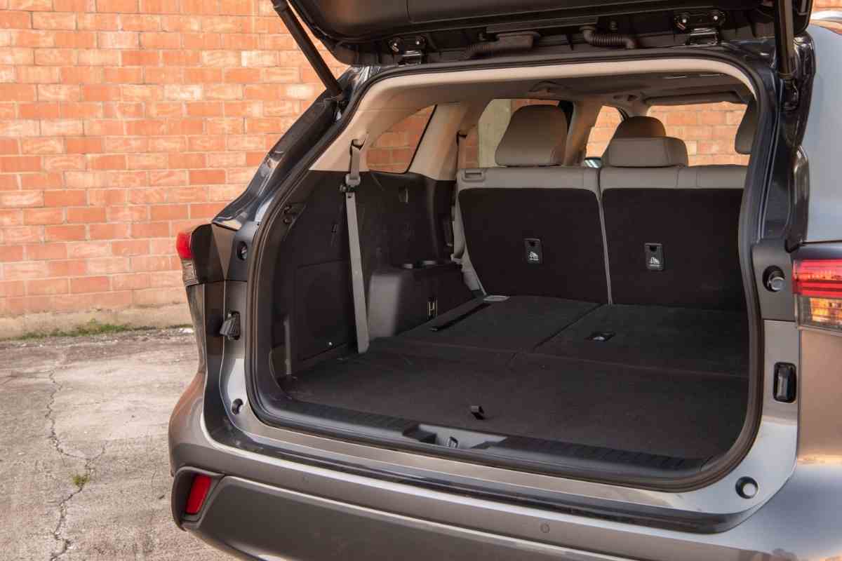 New Toyota Highlander Can You Fit a Twin Mattress In a Toyota Highlander? Yes! 3 Facts To Know!