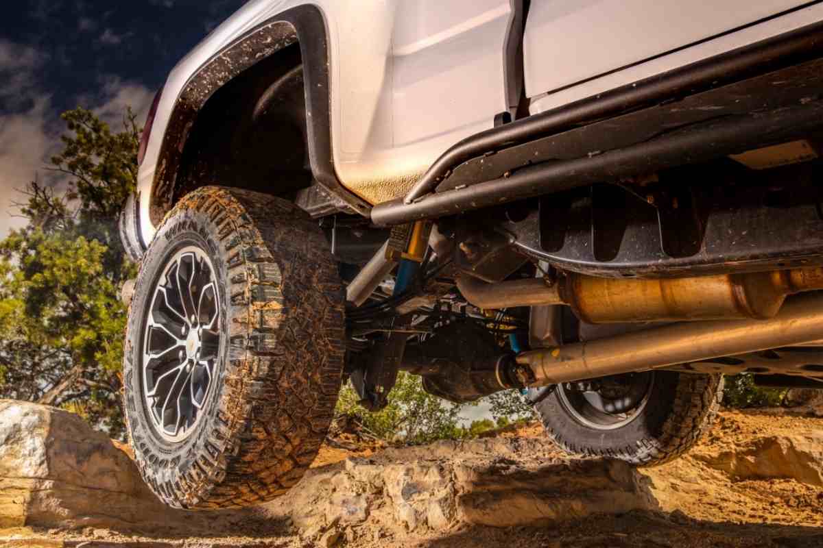 Can You Fit 33 Inch Tires on a Stock Jeep JK? - Four Wheel Trends