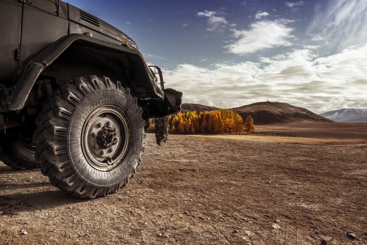 What is the Best Size Tire for a 4 Inch Lift on a Jeep JK? - Four Wheel  Trends