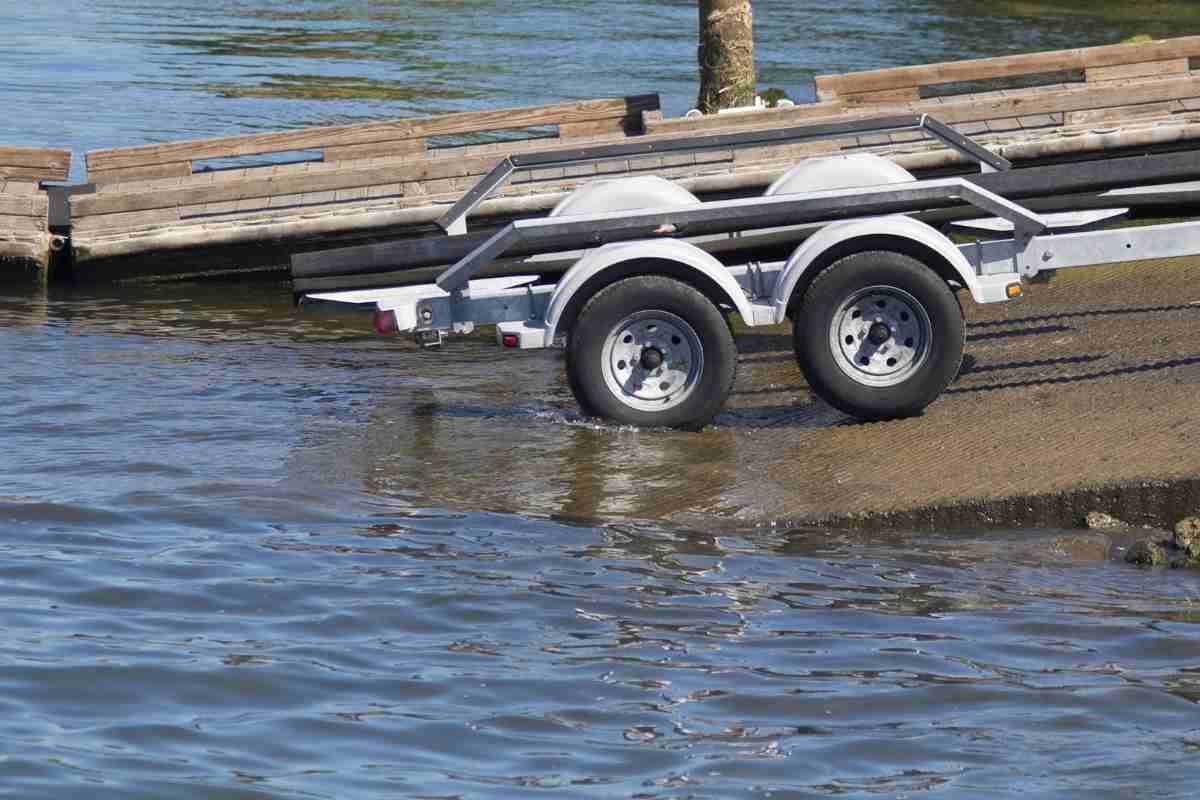 Should You Use Four-Wheel Drive When Towing? Slippery when wet. Towing a boat