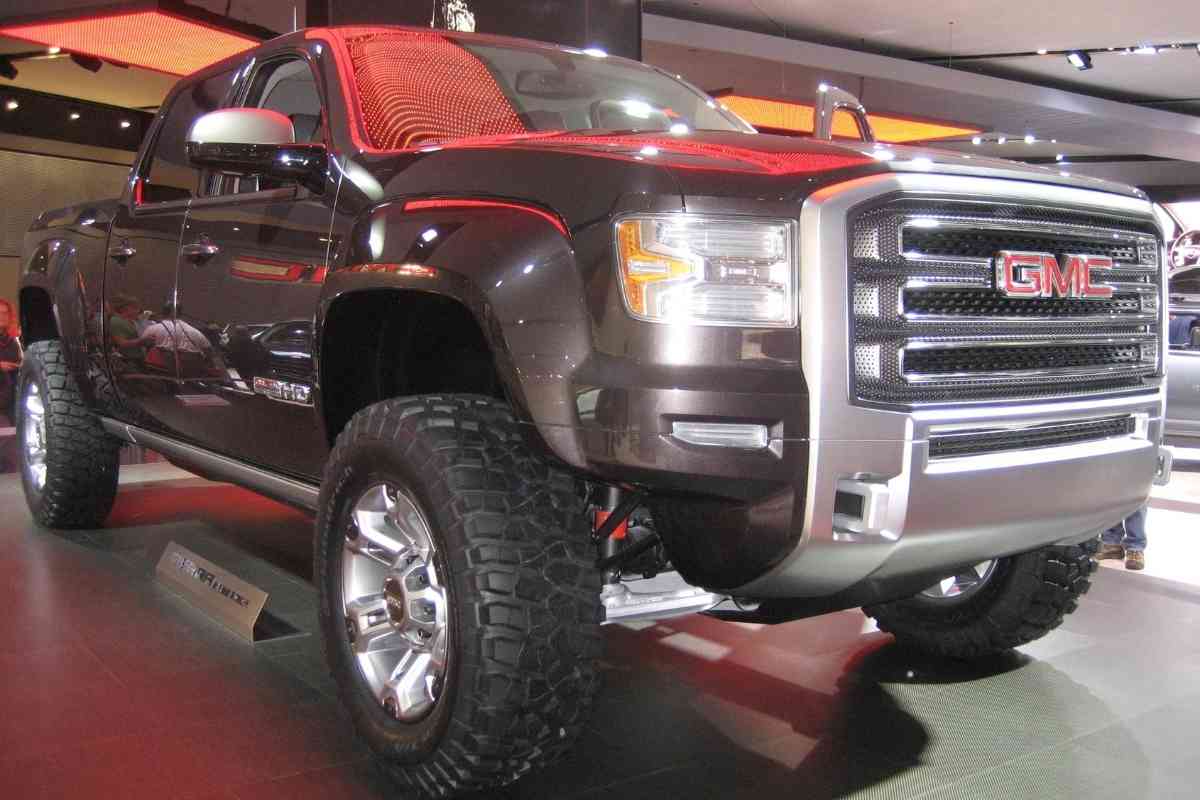 Can The GMC Sierra 1500 Pull Campers and Trailers?