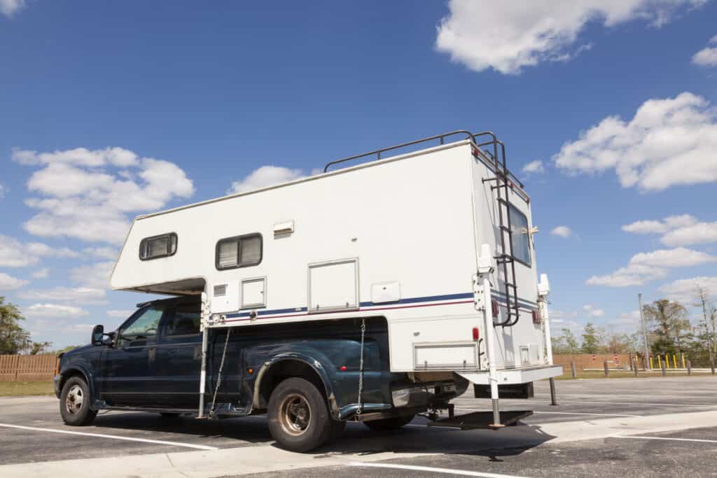 Do Truck Bed Campers Have Bathrooms? Four Wheel Trends