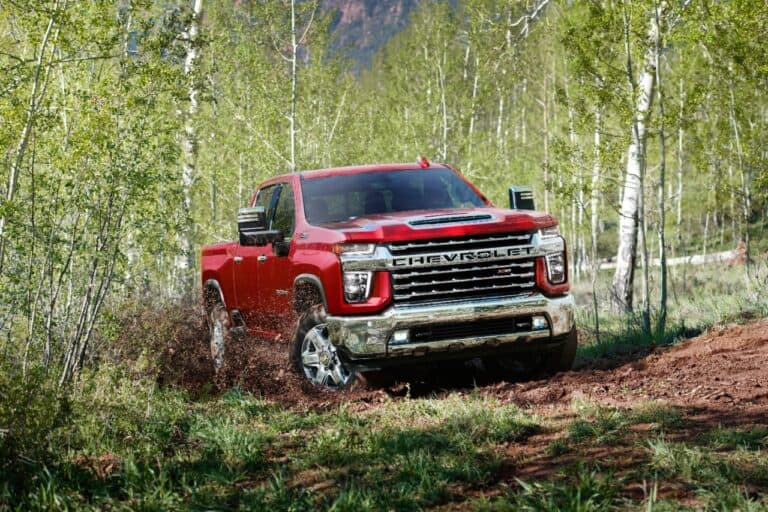 What’s The Difference Between A Chevy 2500 and 3500?