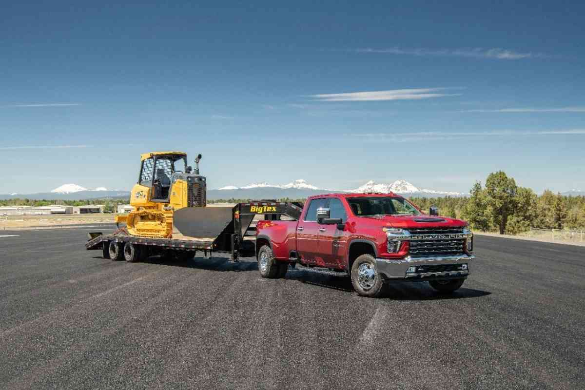 What Is the Difference Between The Chevy Silverado High Country and LTZ 1 What Is the Difference Between The Chevy Silverado High Country and LTZ?