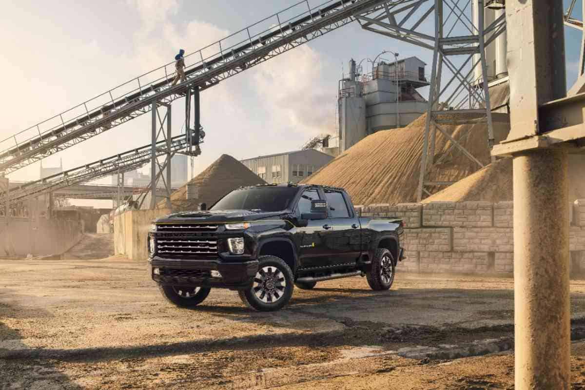 What Is the Difference Between The Chevy Silverado High Country and LTZ 2 What Is the Difference Between The Chevy Silverado High Country and LTZ?