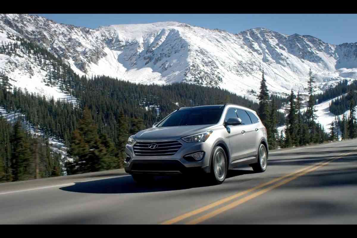 What is the Difference Between the Hyundai Sante Fe SEL and Limited What is the Difference Between the Hyundai Sante Fe SEL and the Limited?