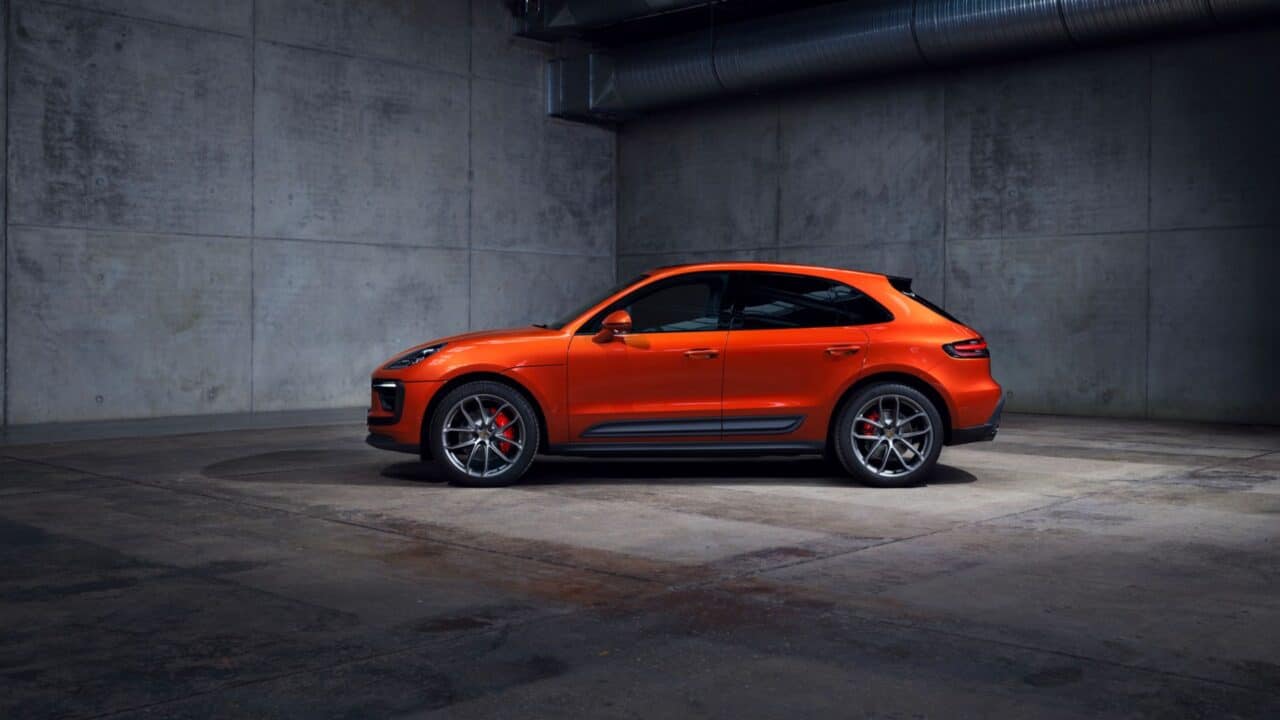What is the Size Difference Between Porsche Cayenne and Macan?