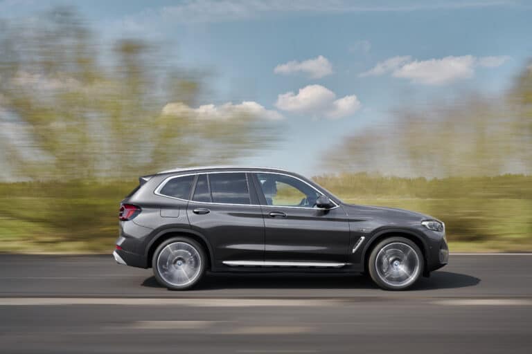 How many miles should a BMW X3 last?