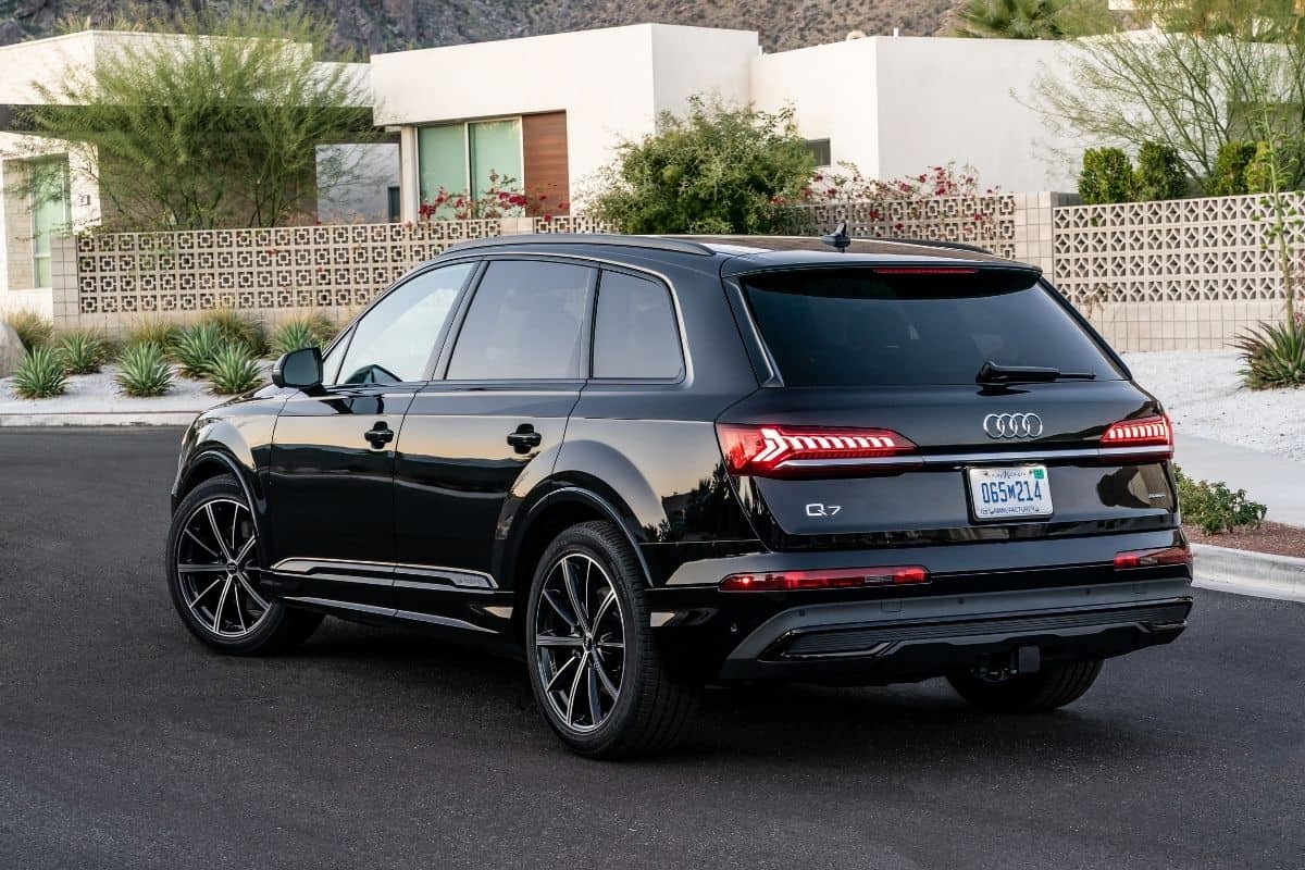 What Goes Wrong with Audi Q7?