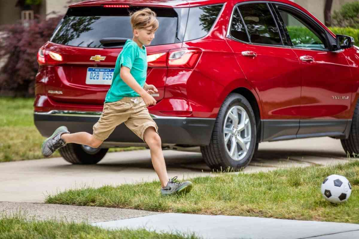 Can A Chevrolet Equinox Fit Three Car Seats? Four Wheel Trends