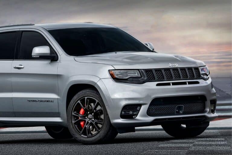 Which Is Faster: Trackhawk or Hellcat?