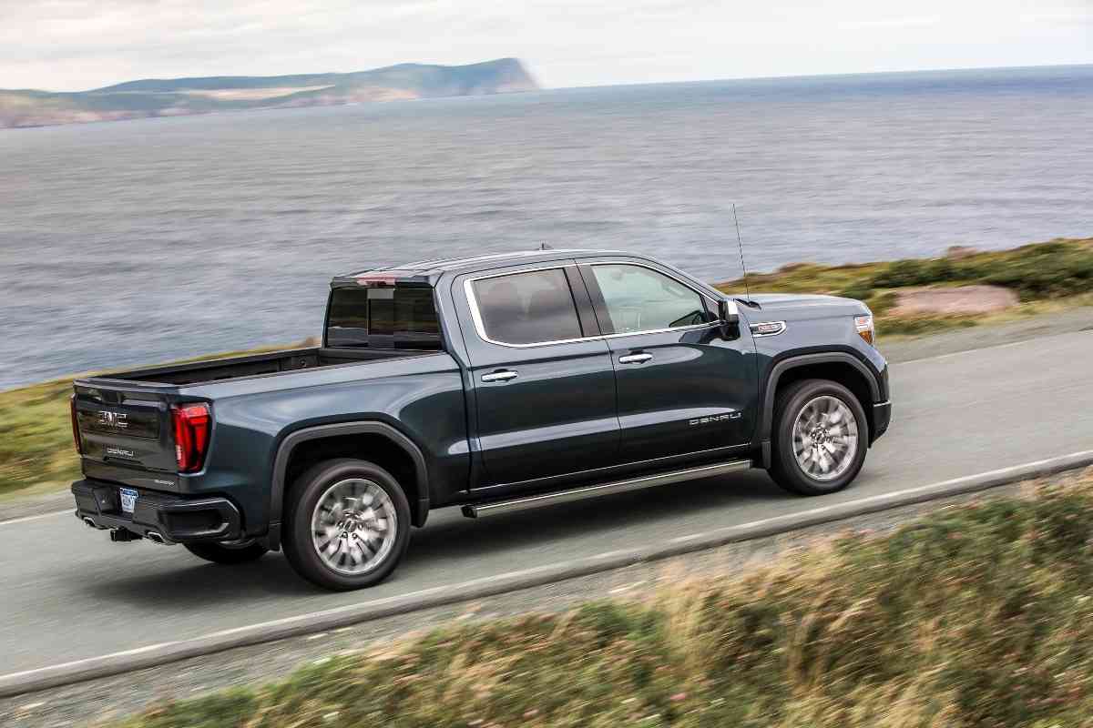 4 Reasons GMC Sierras are Easy to Steal 4 Reasons GMC Sierras are Easy to Steal
