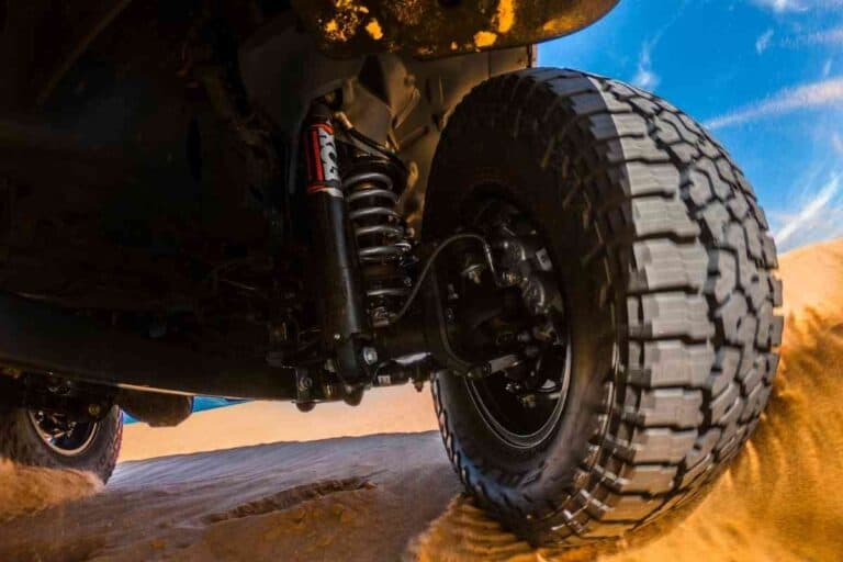 What Size Tires Do Jeeps Have Stock?