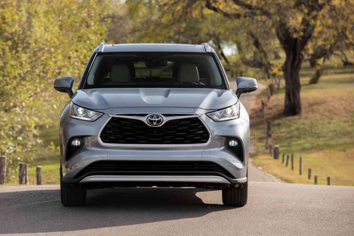 8 Most Common Problems With The Toyota Highlander (Answered!) Four