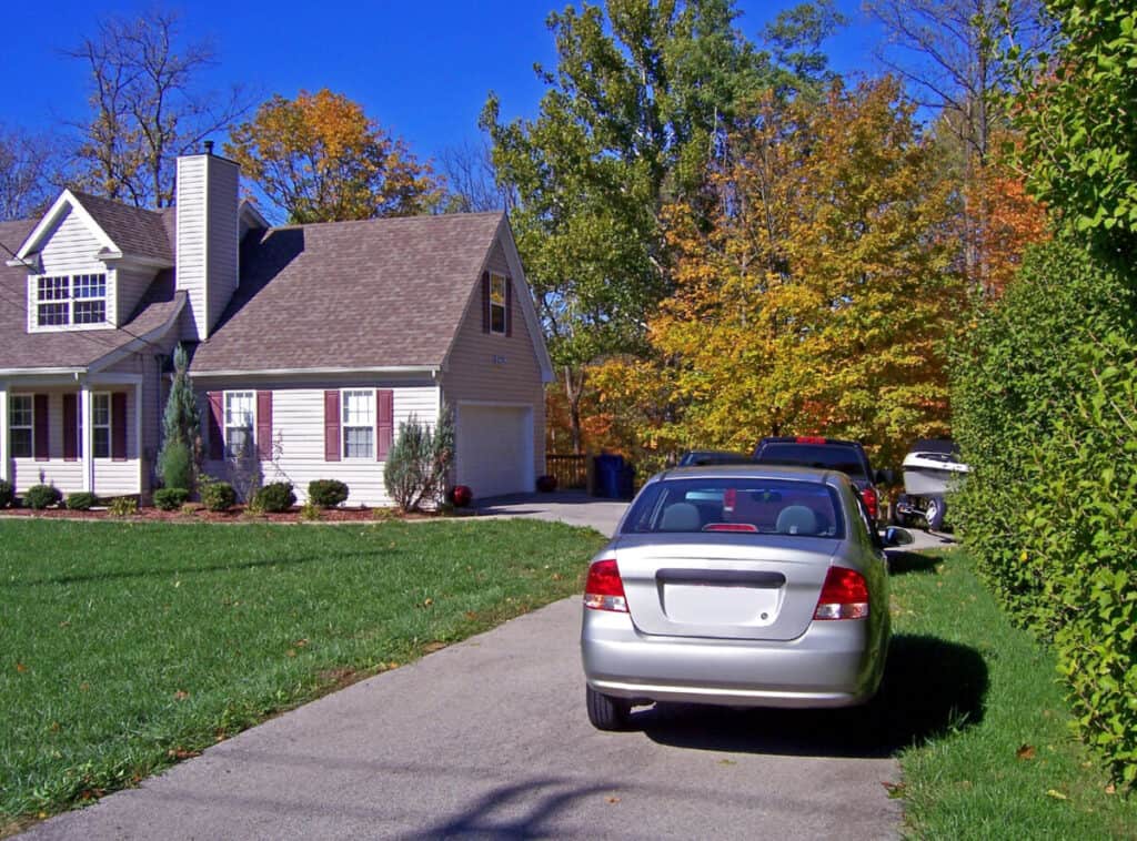 can-you-get-a-ticket-for-expired-tags-in-your-driveway-four-wheel-trends