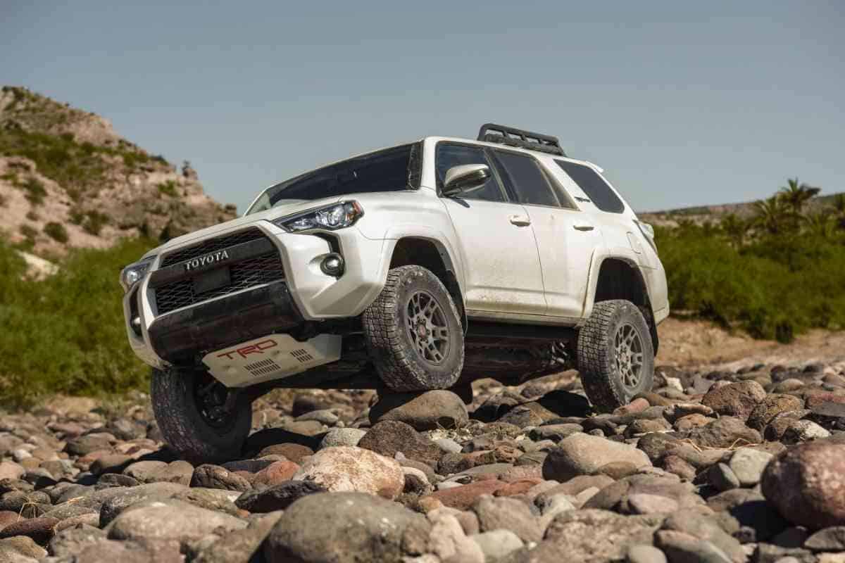 Ford Bronco vs. Toyota 4Runner Whats the Difference 1 Ford Bronco vs. Toyota 4Runner: What’s the Difference?