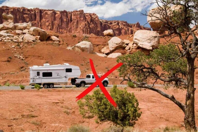 How To Level A 5th Wheel Without A Truck [The Right Way!]