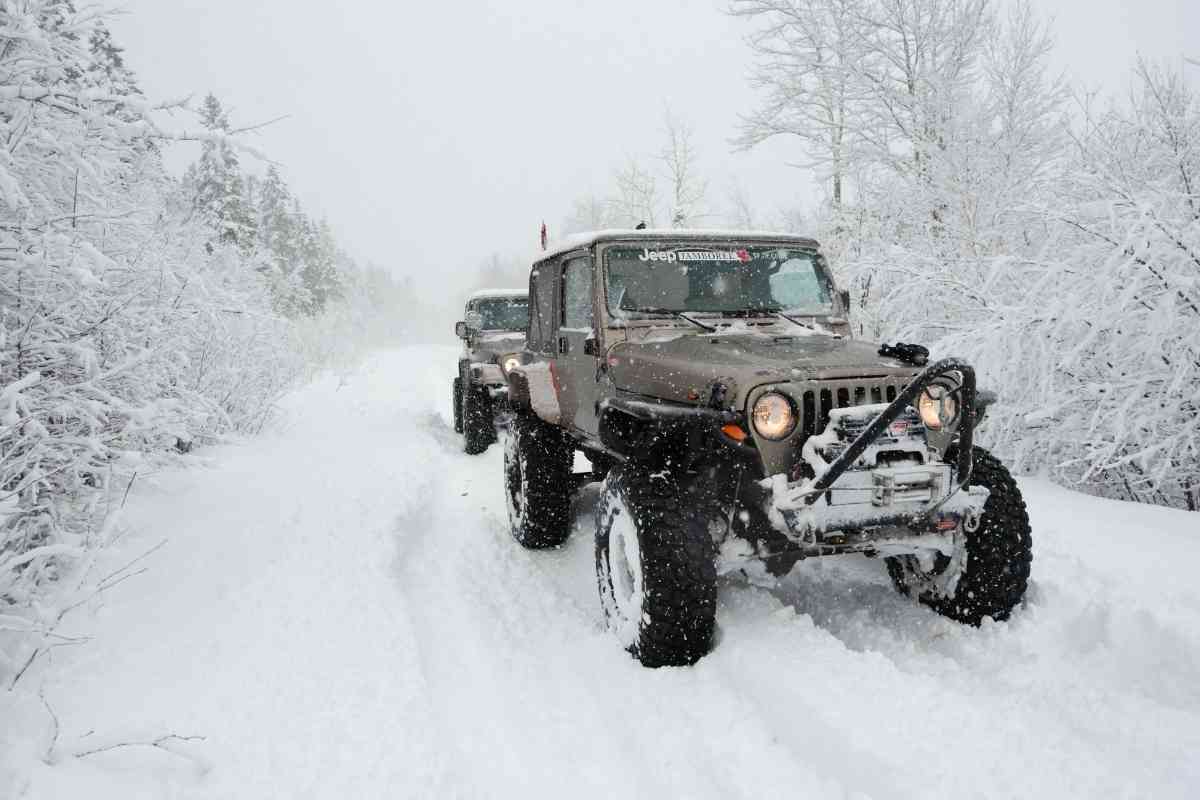 Best Undercoating For Jeeps 1 1 6 Best Undercoating For Jeeps: The Ultimate Guide