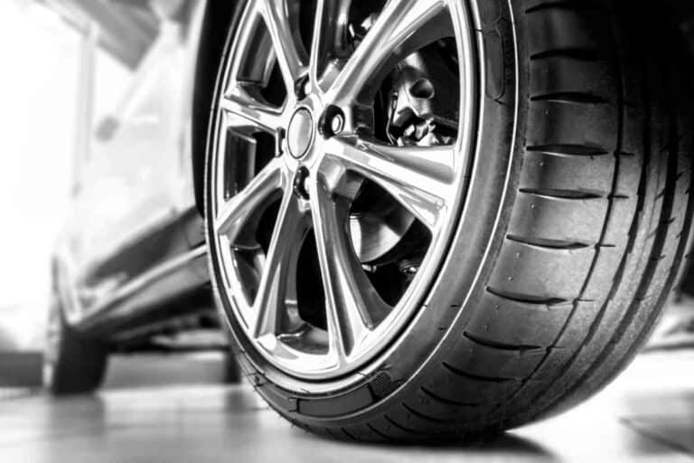 Can You Put 33-Inch Tires On 17-Inch Rims? 3 Major Factors!
