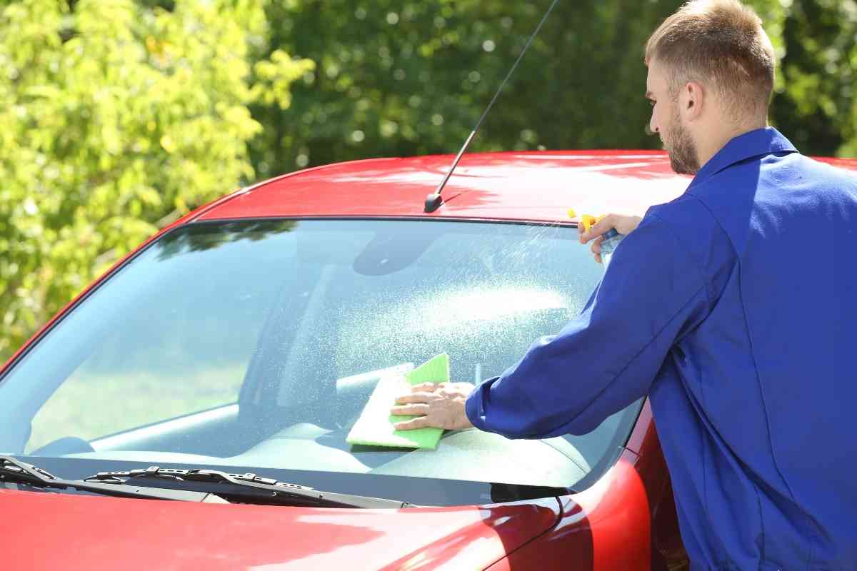 removing-water-spots-from-windshield