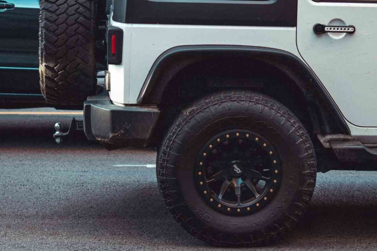 What Gear Ratio Do I Need For 33-Inch Jeep JK Tires? - Four Wheel Trends