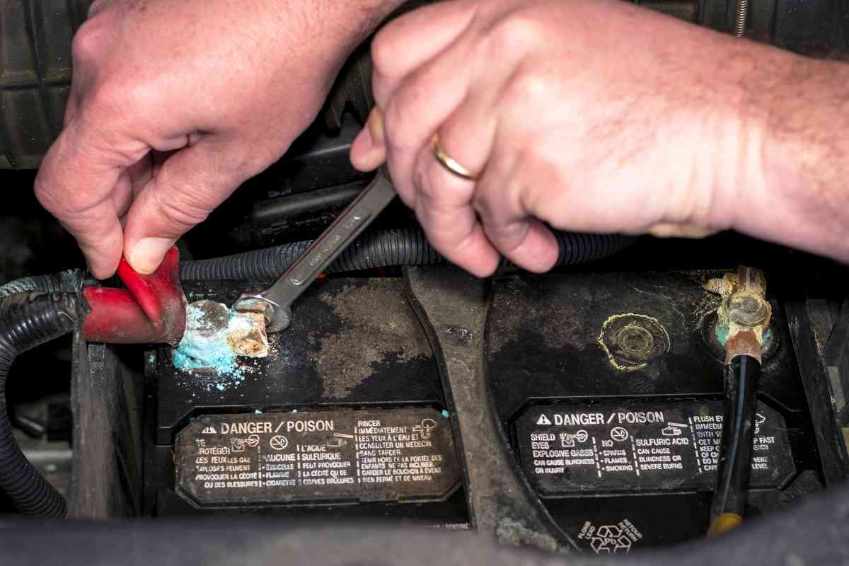 How To Safely Clean A Corroded Car Battery 1 1 5 Steps To Safely Clean A Corroded Car Battery