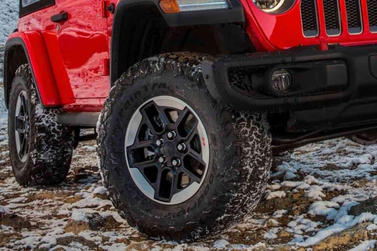 What Size Lift Do You Need To Fit 33-Inch Tires On A Jeep JK?