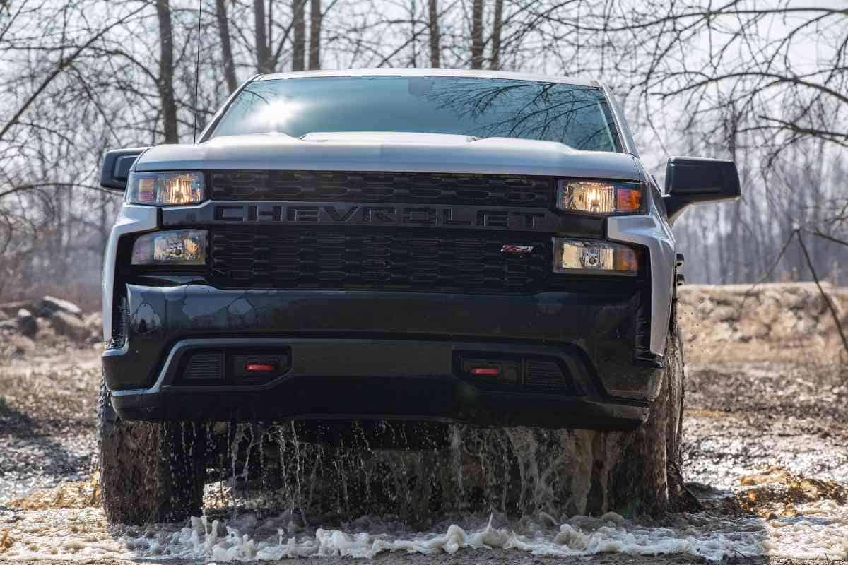 Best Lift Kits For A Chevy Silverado 1 The 6 Best Lift Kits For A Chevy Silverado