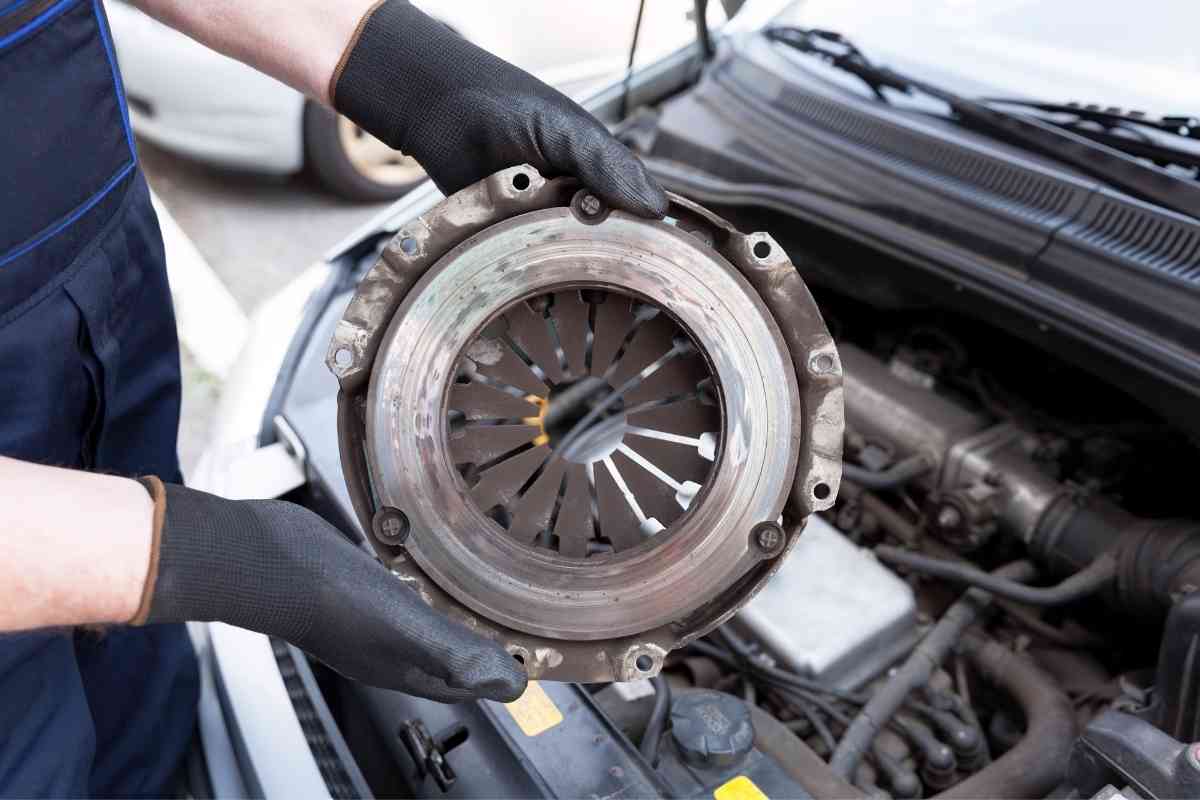 Do Automatic Cars Have a Clutch 1 Do Automatic Cars Have a Clutch? Explained