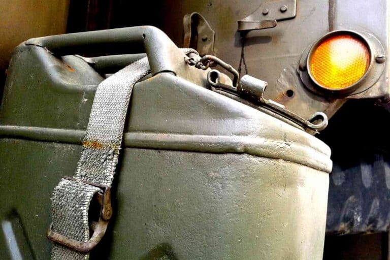 9 Wrangler Jerry Can Mounting Ideas